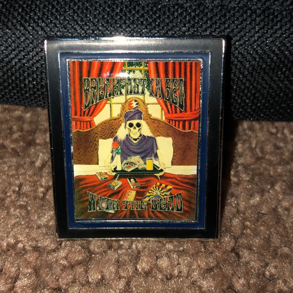 Breakfast in bed with the dead pin